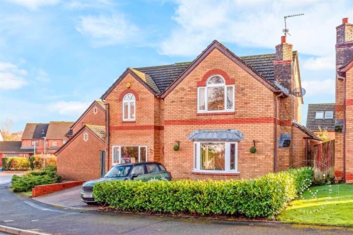 4 Bedroom Detached House For Sale In Glenmount Way, Thornhill, Cardiff, CF14