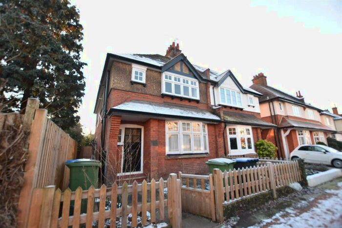 1 Bedroom Apartment To Rent In Westville Road, Thames Ditton, KT7