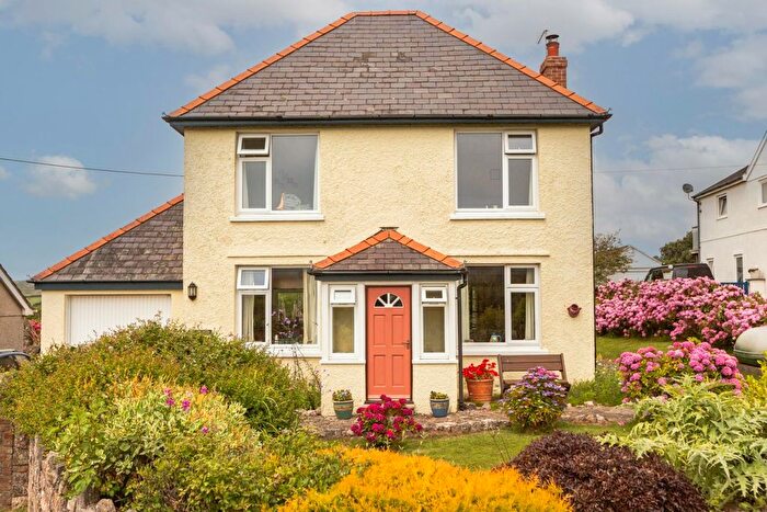 4 Bedroom Detached House For Sale In Llangennith, Swansea, SA3