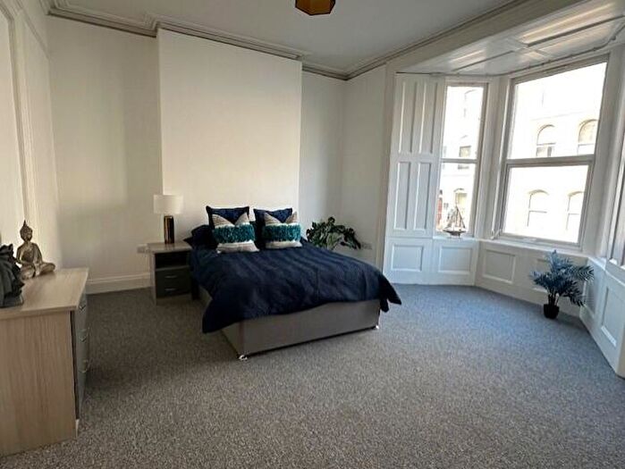 7 Bedroom House Of Multiple Occupation To Rent In Hill Park Crescent, Plymouth, Devon, PL4