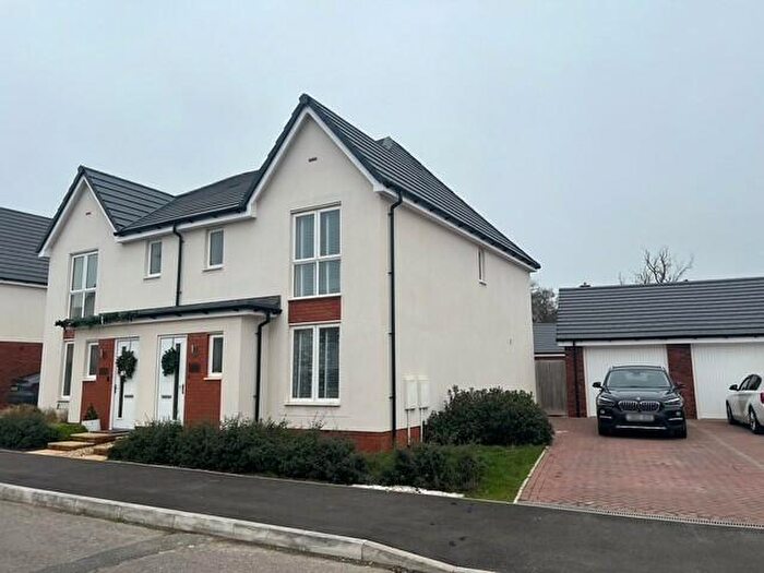 3 Bedroom House To Rent In Tadpole Garden Village, SN25