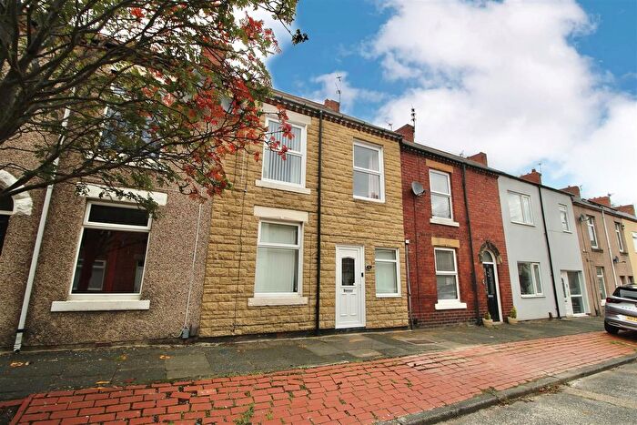 3 Bedroom Terraced House For Sale In South Street, Shiremoor, NE27