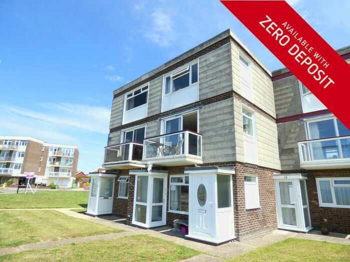 2 Bedroom Apartment To Rent In Marine Parade East, Lee-on-the-Solent, PO13