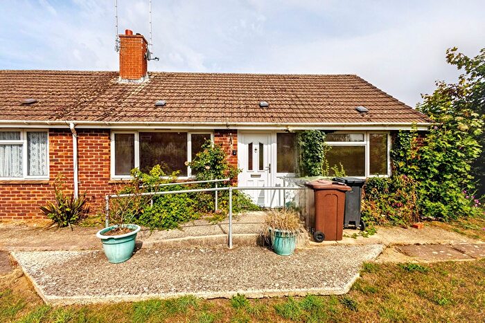 2 Bedroom Bungalow For Sale In Pye Street, Faringdon, SN7