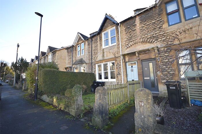 1 Bedroom Flat To Rent In Forester Avenue, Bath, Somerset, BA2