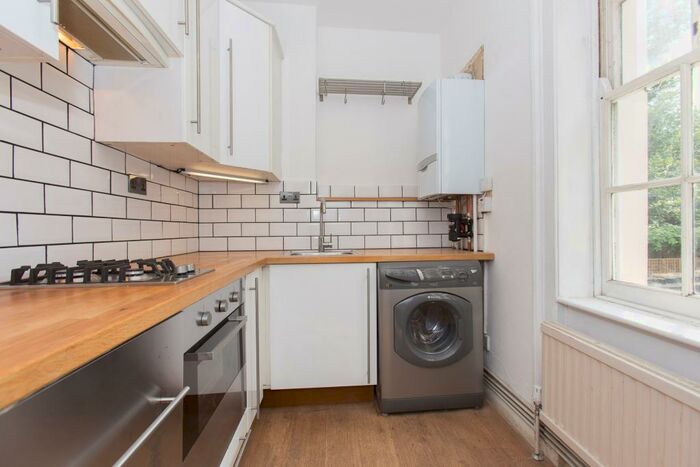 Studio To Rent In Greenland Road, NW1