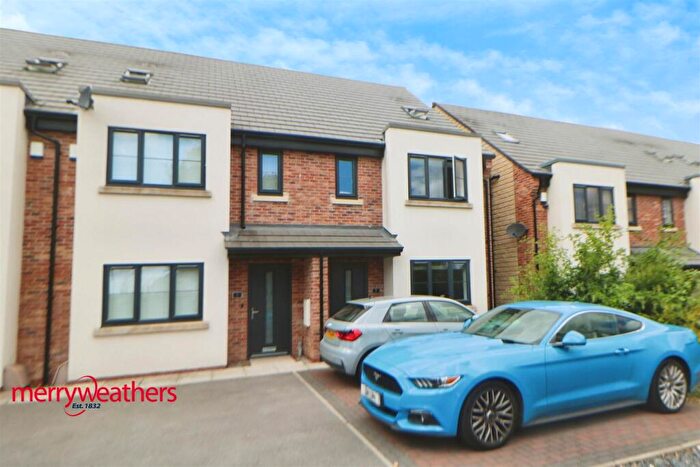 4 Bedroom Town House For Sale In Moorlands Terrace, Moor Lane South, Ravenfield, Rotherham, S65