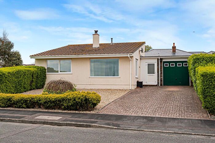 3 Bedroom Bungalow For Sale In Higher Warren Road, Kingsbridge, TQ7
