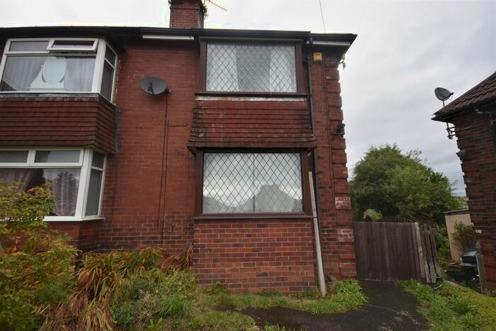 2 Bedroom Semi-Detached House To Rent In Old Road, Bradford, BD13