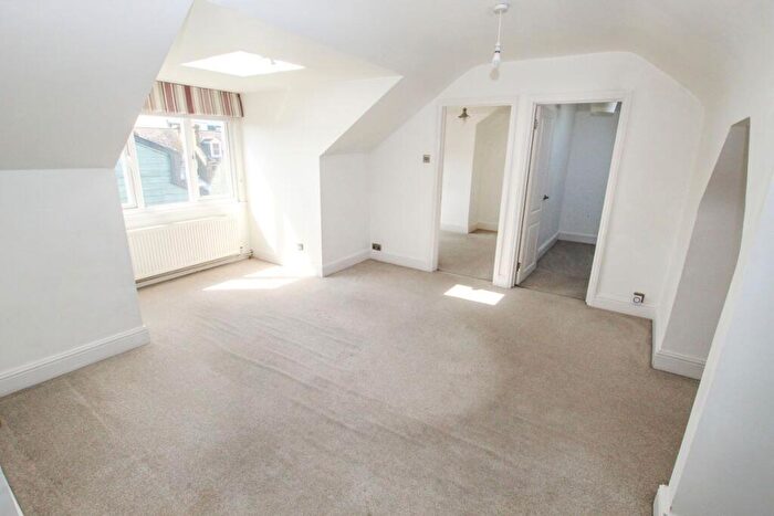 2 Bedroom Apartment For Sale In Mortimer Street, Herne Bay, CT6