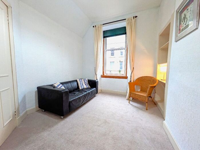 1 Bedroom Flat To Rent In Wardlaw Street, Gorgie, Edinburgh, EH11