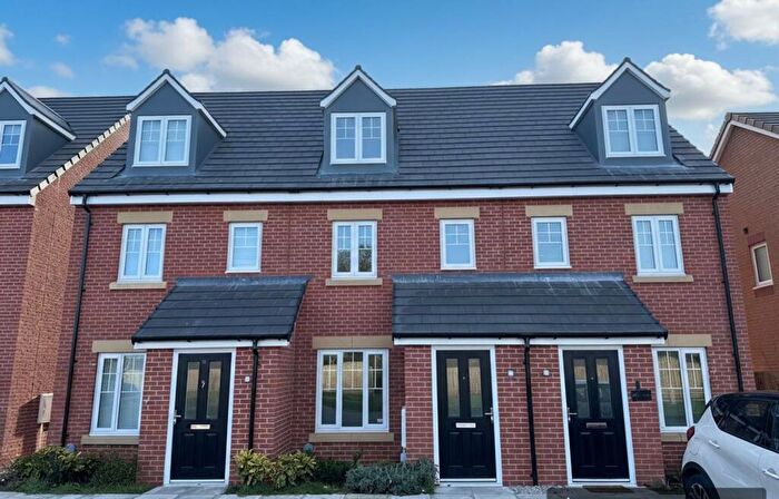3 Bedroom End Of Terrace House To Rent In The Greenwood, Blackburn, BB2