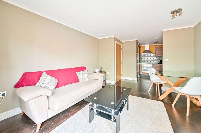 1 Bedroom Flat To Rent In Spa Road, Bermondsey, London, SE16