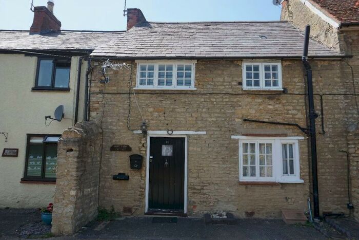 2 Bedroom Terraced House To Rent In Weston Road, Olney, MK46