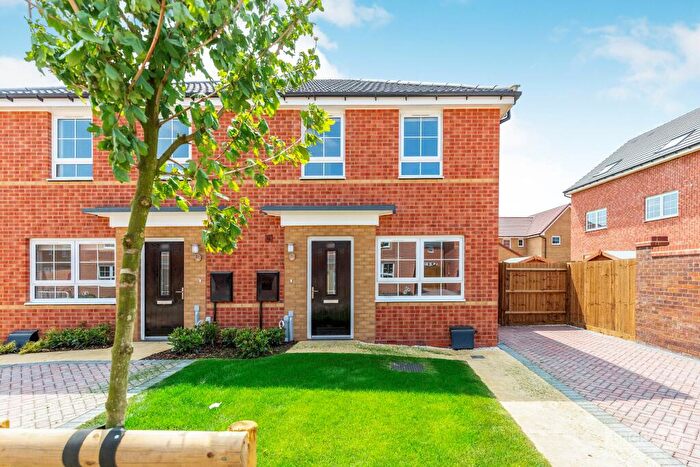 3 Bedroom House To Rent In Almond Avenue, Whittlesey, Peterborough, PE7