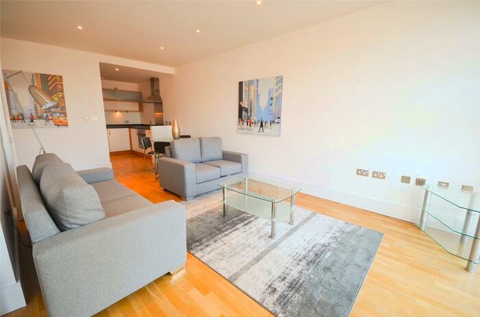 2 Bedroom Apartment To Rent In The Lock, Whitworth Street West, Manchester, M1