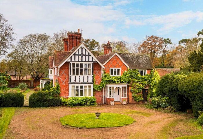 6 Bedroom Detached House For Sale In Wyfold Lane, Wyfold, Reading, RG4