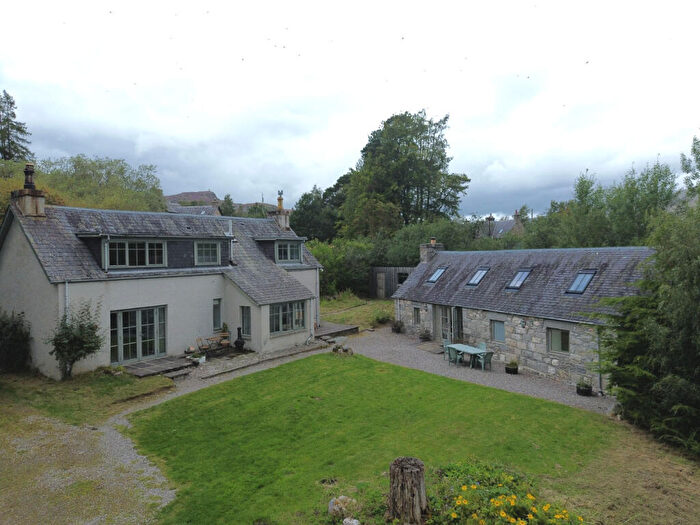 3 Bedroom Detached House For Sale In Laggan, Newtonmore, PH20