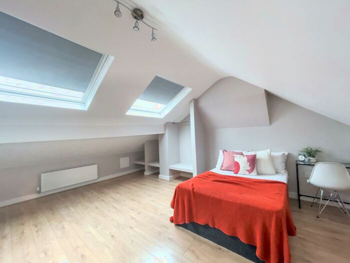 5 Bedroom Terraced House To Rent In Albert Edward Road, L7