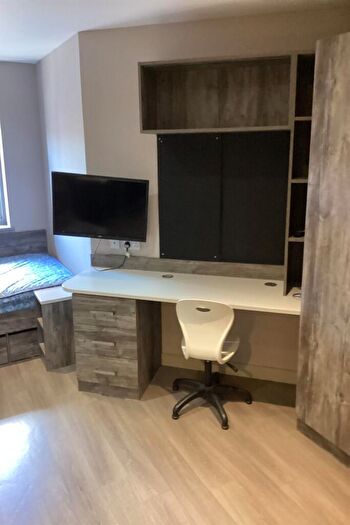 Apartment To Rent In Studio, St Giles House, RG1