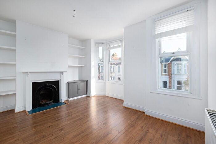 1 Bedroom Flat To Rent In Frith Road, London, E11