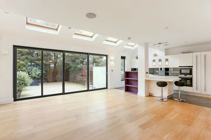 5 Bedroom Semi-Detached House To Rent In Stanley Road, London, SW14