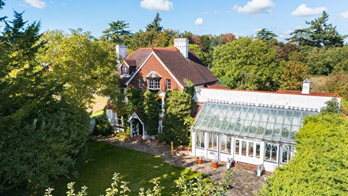 6 Bedroom Detached House For Sale In Moorlands Drive, Pinkneys Green, SL6