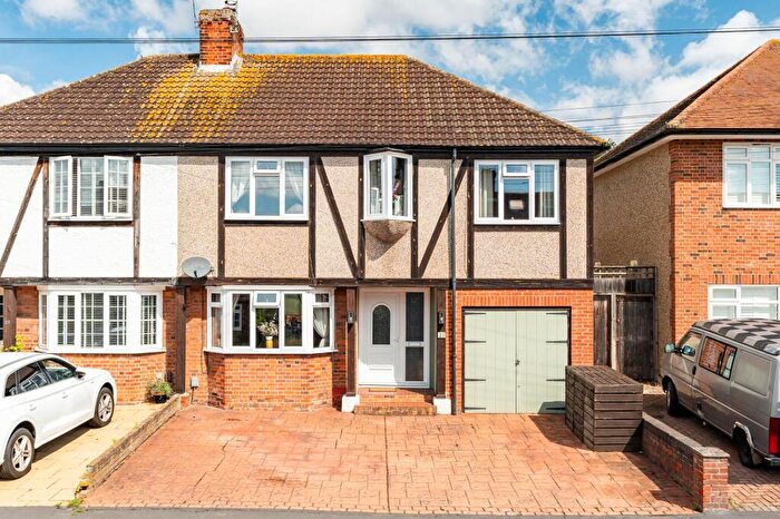 4 Bedroom Semi-Detached House For Sale In Fanshawe Crescent, Ware, SG12