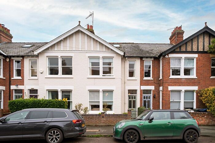 4 Bedroom Terraced House For Sale In Eltisley Avenue, Cambridge, CB3