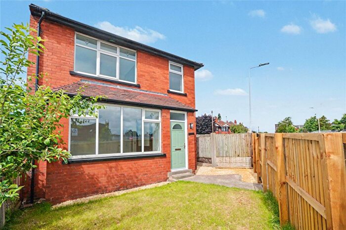 3 Bedroom Detached House For Sale In Barkly Road, Leeds, West Yorkshire, LS11