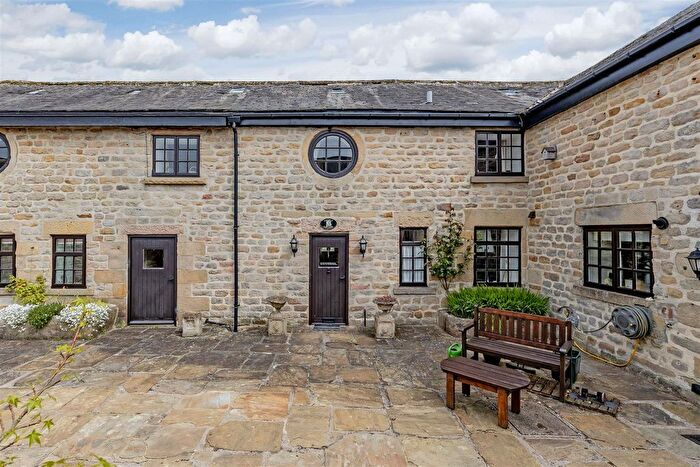 3 Bedroom Barn Conversion For Sale In Knowle Cottage, Padley Mews, S32
