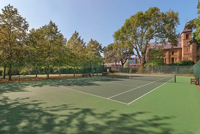 1 Bedroom Flat To Rent In Coleridge Gardens, London, SW10