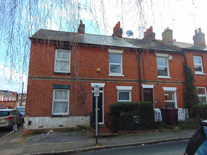 2 Bedroom House To Rent In Chesterman Street, Reading, Berkshire, RG1