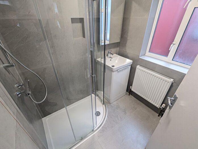1 Bedroom Flat To Rent In Churchill Road, London, NW2