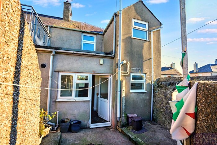 2 Bedroom Semi-Detached House For Sale In Glan Y Wern Terrace, Chwilog, LL53
