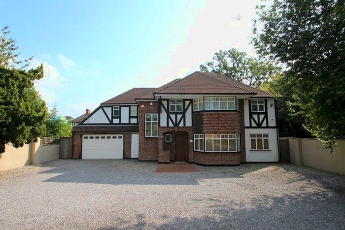 4 Bedroom Detached House To Rent In Egley Road, Woking, GU22