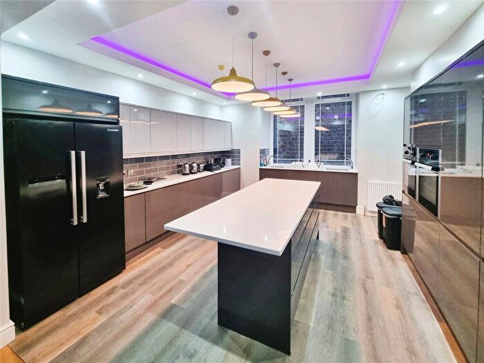 1 Bedroom Detached House To Rent In Spring Gardens Lane, Keighley, West Yorkshire, BD20