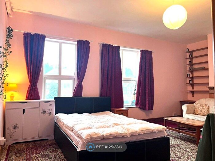 Studio To Rent In Shirley Road, Acocks Green, Birmingham, B27