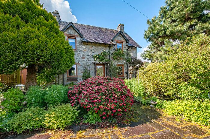 3 Bedroom Cottage For Sale In Main Street, Killin, FK21