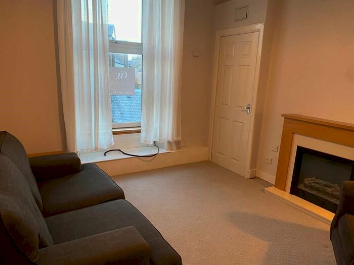 1 Bedroom Flat To Rent In Short Loanings, Rosemount, Aberdeen, AB25
