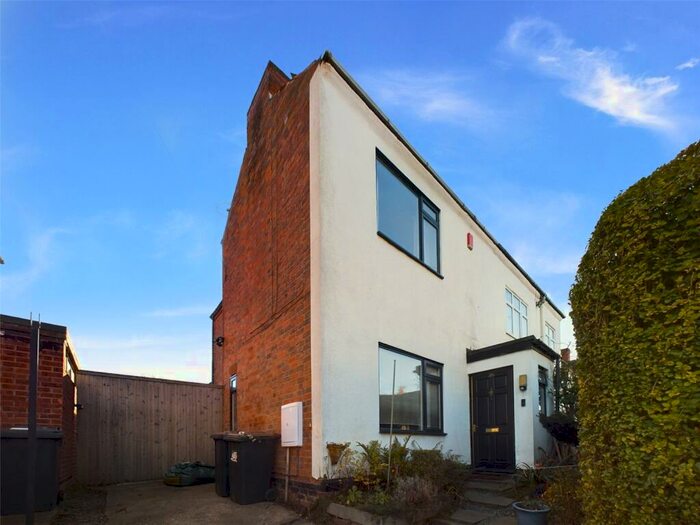 2 Bedroom Semi-Detached House To Rent In Abbey Road, Beeston, Nottingham, Nottinghamshire, NG9