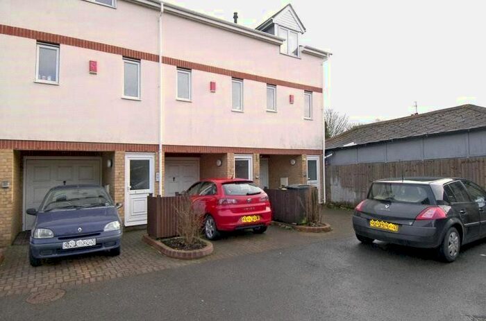 1 Bedroom Terraced House To Rent In Limes Mews, Egham, Surrey, TW20