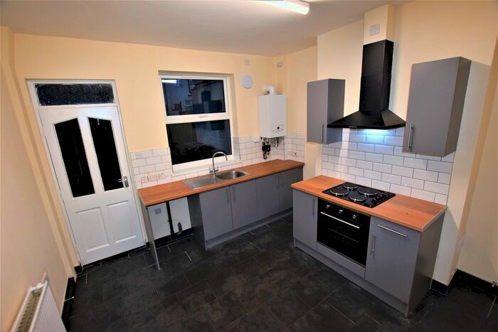 2 Bedroom Terraced House To Rent In Selwyn Street, Rotherham, S65