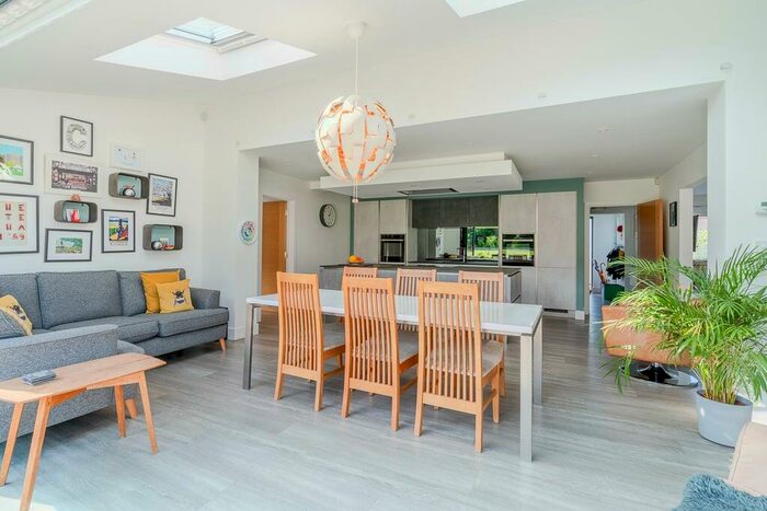 4 Bedroom Detached House For Sale In Church Road, Leckhampton, Cheltenham, GL53