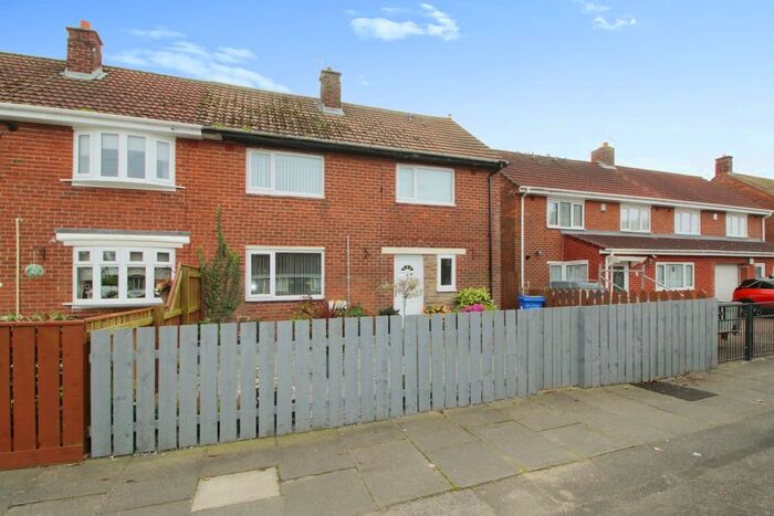 3 Bedroom Semi-Detached House To Rent In Patterdale Road, Blyth, NE24