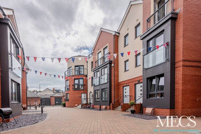 3 Bedroom Town House To Rent In Greenfield Road, Harborne, Birmingham, B17