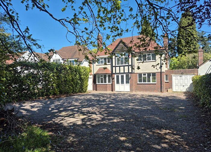 4 Bedroom Detached House To Rent In Walsall Road, Four Oaks, Sutton Coldfield, B74