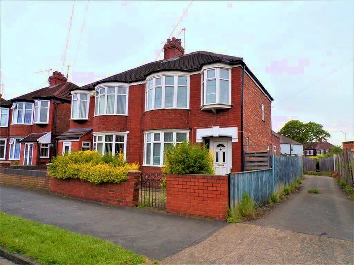 3 Bedroom Semi-Detached House To Rent In Windsor Road, Hull, HU5