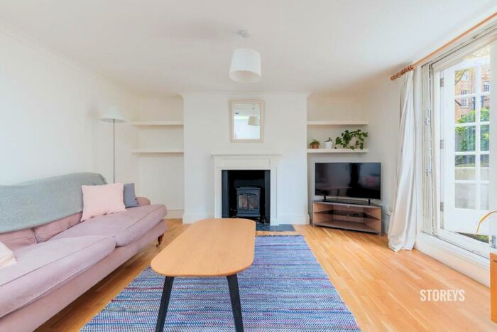 2 Bedroom Apartment To Rent In Queensbridge Road, Shoreditch, London, E2