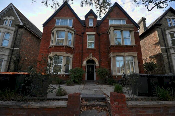 Studio To Rent In Clapham Road, Bedford, MK41